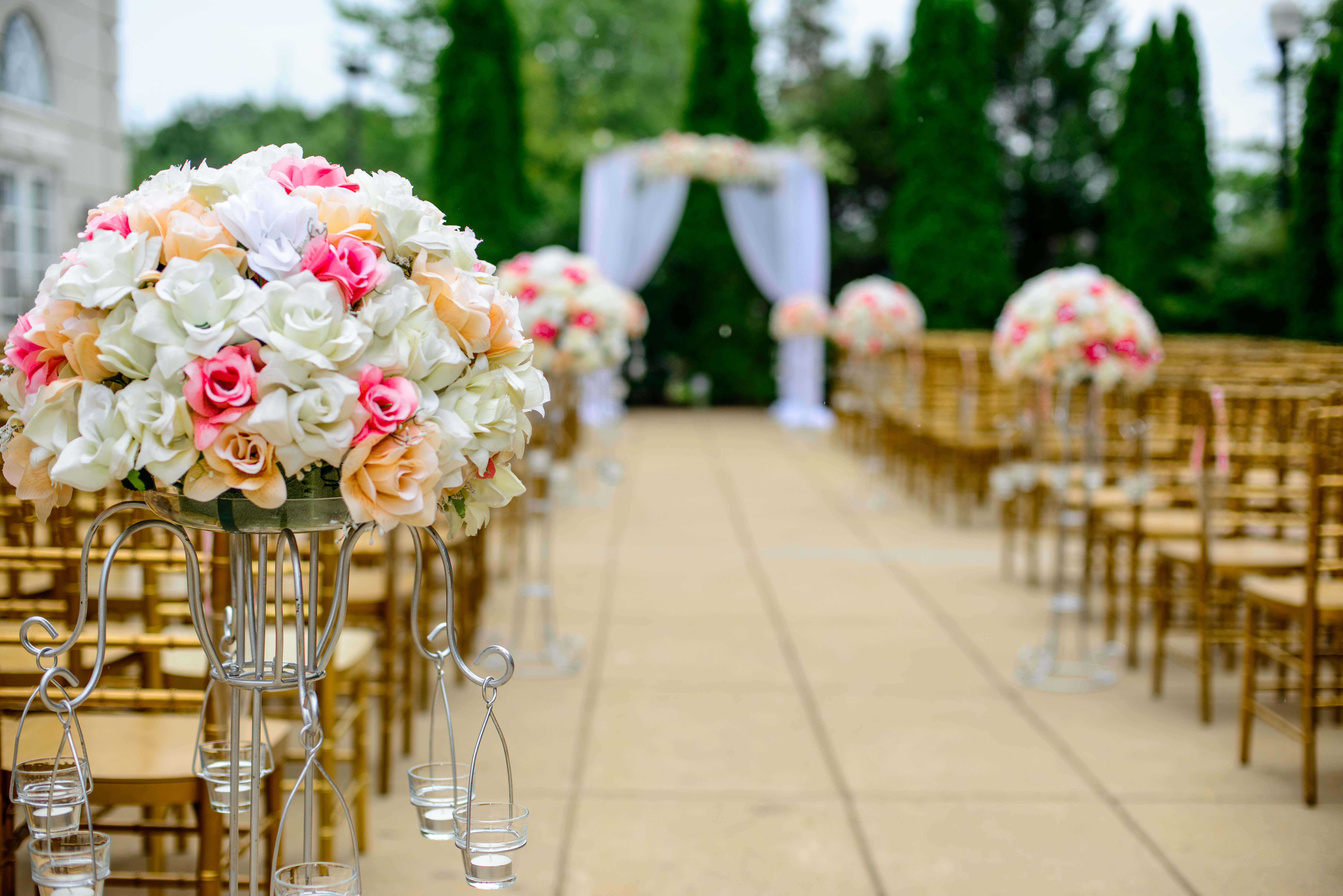 How To Donate Wedding Flowers After Your Nuptials