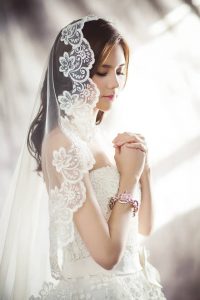 8 Stylish Substitutes for a Traditional Veil