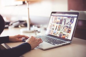 The Pressure Of Perfection: Weddings In The Age Of Social Media The Pressure Of Perfection: Weddings In The Age Of Social Media